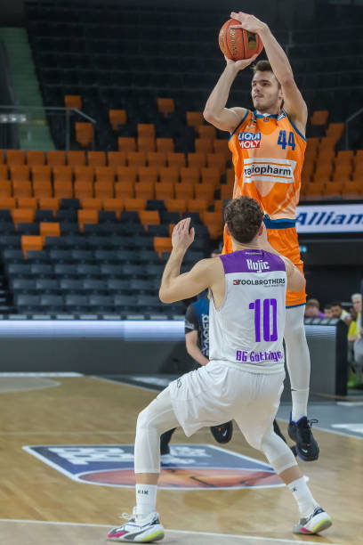 你需要我帮 你需要我帮