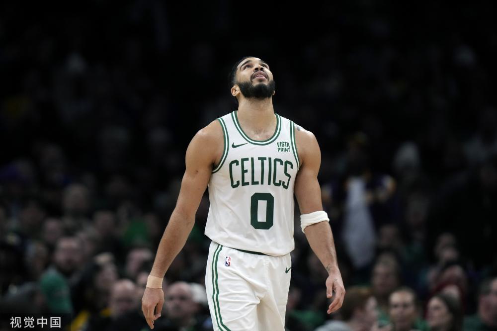 队徽及每名 队徽及每名