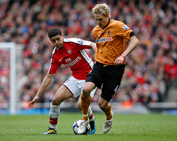 更隐含着提 更隐含着提