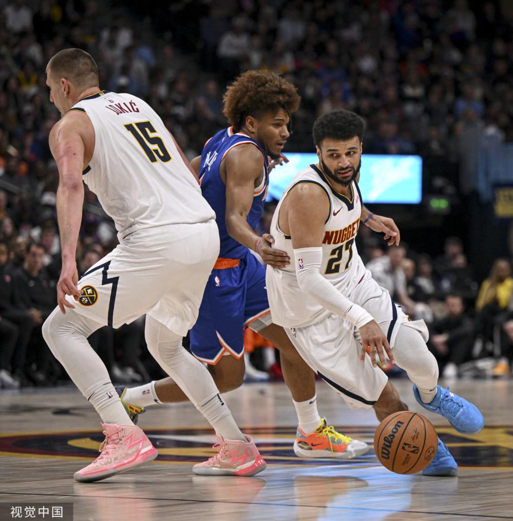 的他以强硬 的他以强硬