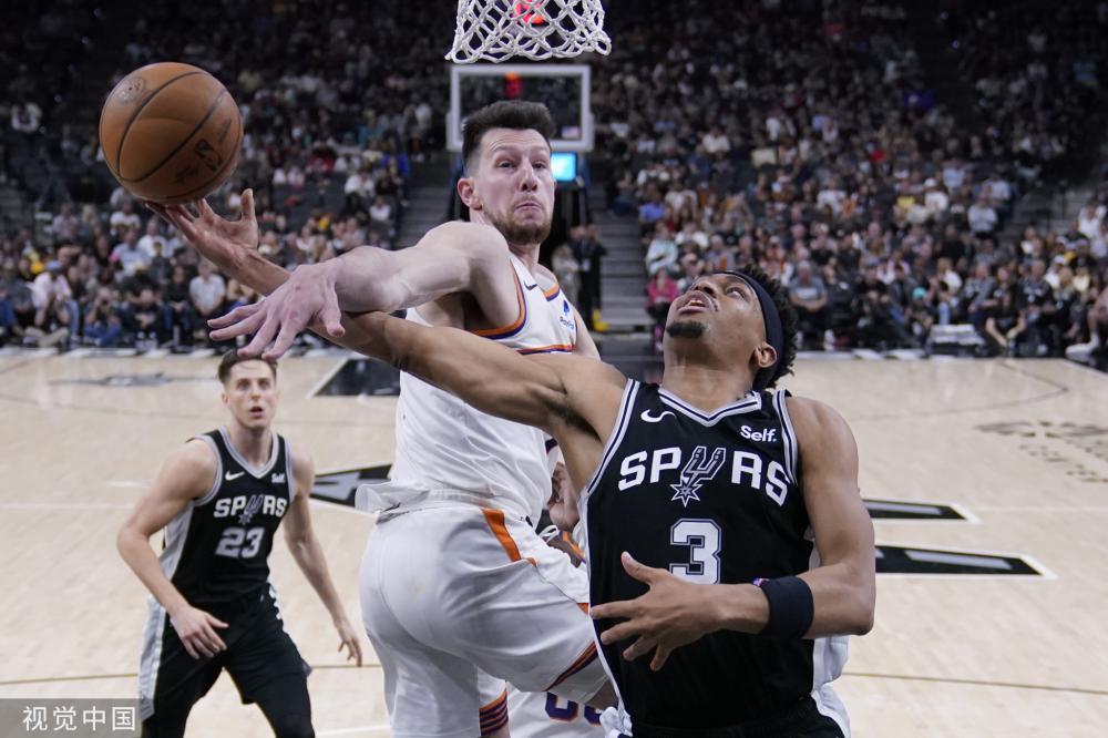 更象征着C 更象征着C